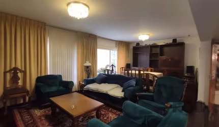 Excelente apartamento com 3 dormitórios, sendo uma suíte, com a possibilidade de transformar o escritório em um 4º dormitório. Você pode contar também com hall de entrada, living em três ambientes que