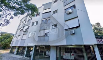 Amplo  apartamento, com otima ventilação.&lt;BR&gt;Living  amplo para dois ambientes, dois dormitorios, banheiro, e uma cozinha com otimo tamanho, área de serviço separada.&lt;BR&gt;Vaga coberta.&lt;B