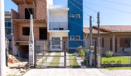 Excelente casa de alvenaria no bairro Espírito Santo!&lt;BR&gt;Possuí três pavimentos. &lt;BR&gt;No inferior: Tem lavanderia, churrasqueira, espaço para cozinha, depósito e pátio.&lt;BR&gt;No térreo: 