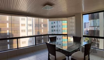 Ótima oportunidade de adquirir este apartamento no Ed. Perola, localizado na Rua Guarani, com 3 dormitórios, sendo 1 suíte, 2 banheiros sociais, 2 vagas de garagem, 2 salas, área privativa de 146m² e 