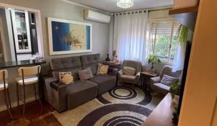 Encante-se por este incrível apartamento localizado no bairro Auxiliadora, que oferece espaços amplos e uma atmosfera iluminada pela luz natural para proporcionar uma experiência de moradia verdadeira
