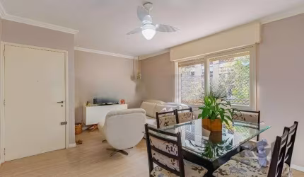 Apartamento de 2 dormitórios a venda no Bairro Rio Branco.&lt;BR&gt;Apartamento à venda localizado na PROFESSOR ALVARO ALVIM, no bairro Rio Branco da cidade Porto Alegre. Este imóvel conta com área co