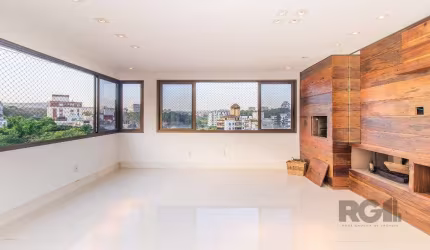 Apartamento à Venda em Porto Alegre: Conforto e Conveniência a 5 Minutos do Shopping Iguatemi e Bourbon Country.&lt;BR&gt;&lt;BR&gt;Localizado em uma das áreas mais privilegiadas de Porto Alegre, este