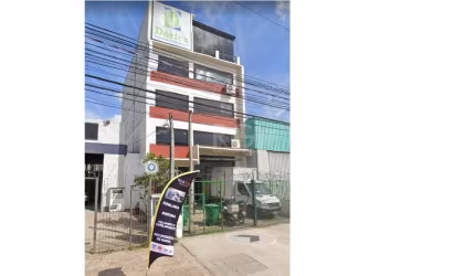 Excelente prédio comercial com 533,40m² com 3 pavimentos,  em terreno 8m X 33m, na Dona Margarida.