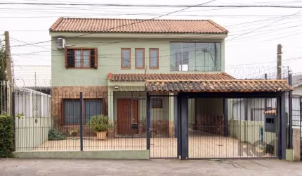 Imóvel Exclusivo na Zona Sul de Porto Alegre&lt;BR&gt;&lt;BR&gt;Descubra esta oportunidade única de adquirir um imóvel diferenciado no bairro Tristeza, uma das regiões mais valorizadas de Porto Alegre