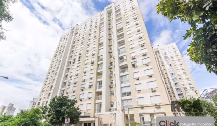 Apartamento 2 dormitórios, sendo 1 suíte, 63 m² de área privativa e 1 vaga de garagem. Localizado na Rua/Av. Jari, no bairro Passo Da Areia em Porto Alegre.&lt;BR&gt;&lt;BR&gt;Planta com living dois a