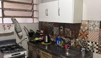 Apartamento de 3 quartos bairro Rio Branco - Porto Alegre&lt;BR&gt;&lt;BR&gt;Descubra este encantador apartamento localizado na Rua Mariante, no coração do bairro Rio Branco em Porto Alegre. Com uma á