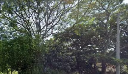 Terreno a venda em localização privilegiada, com 15,5m de frente e com uma área total de 564,8m².&lt;BR&gt;O terreno tem declive até rua encontrar a Av. Padre Cacique. &lt;BR&gt;Oportunidade para quem