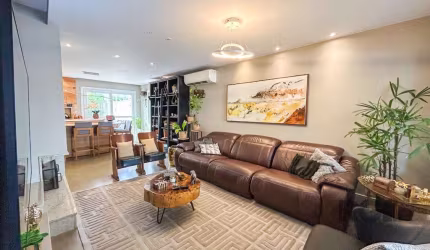 Casa Condomínio com 156m², 3 suítes no bairro Vila Nova em Porto Alegre para Comprar&lt;BR&gt;&lt;BR&gt;Casa inteligente, 3 suítes, 4 banheiros, 2 lareiras, terraço, churrasqueira, pátio com banheira 