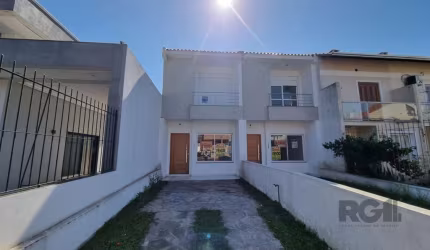 Excelente casa nova no bairro Guarujá. &lt;BR&gt;Casa com sala ampla, integrada com a cozinha. Lavabo. Fundos com pátio com área coberta com churrasqueira e espaço para lavanderia e também área descob