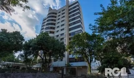 Descubra seu novo lar em um maravilhoso apartamento localizado na Rua Marquês do Pombal, no prestigiado bairro Moinhos de Vento em Porto Alegre. Com 107,23 m² de área privativa e um design que prioriz