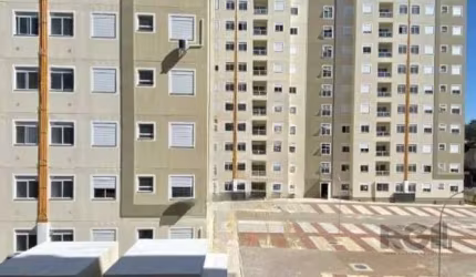 Apartamento com 2 quartos ,  sacada com churrasqueira, 1 banheiro completo (box de vidro instalado) e pisos diferenciados nas áreas frias .&lt;BR&gt;&lt;BR&gt;O condomínio  com  toda infra como  pisci