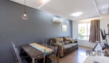 Casa 2 dormitórios  em condominio fechado&lt;BR&gt;&lt;BR&gt;Possui 2 dormitórios, 1 banheiro, área de serviço, living 2 ambientes e cozinha sob medida.&lt;BR&gt;Condomínio com portaria virtual, pisci