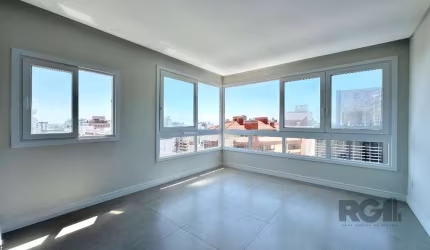 Apartamento à venda em Capão da Canoa, com 126,99 m² de área total, ideal para quem busca conforto e praticidade. O imóvel dispõe de 03 dormitórios, sendo 1 suíte, além de banho social e lavabo. Conta