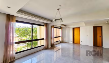 Luagge vende belíssimo apto conjugado. Único no condomínio: Sao 158m² privativos distribuidos em 4 suítes, sendo a principal com hidro e piso aquecido. Amplo living em 3 ambientes com lareira. Cozinha