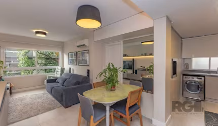 Oportunidade única no bairro Auxiliadora, um apartamento de 2 dormitórios, sendo 1 suíte com 68,46m² de área privativa, perfeito para quem busca conforto, praticidade e qualidade de vida.&lt;BR&gt;&lt