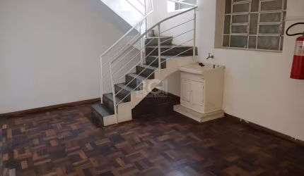 Ótimo loja localizada na Av. Protásio Alves medindo aproximadamente 93m².&lt;BR&gt;Com mezanino, banheiro e depósito.