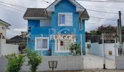 Casa para Venda - 132.13m², 3 dormitórios, sendo 1 suites, 4 vagas - Ipanema