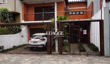 Apartamentos com 5 quartos, 2 suítes, 4 vagas de garagem, no bairro Santana, Porto Alegre/RS
