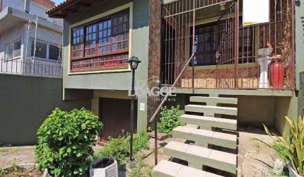 Casa para Venda - 202m², 4 dormitórios, sendo 1 suites, 3 vagas - Petrópolis