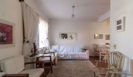 Sobrado para Venda - 139.18m², 3 dormitórios, sendo 1 suites, 4 vagas - Cristo Redentor