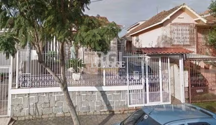 Casa para Venda - 108.41m², 1 dormitório, 2 vagas - Vila João Pessoa
