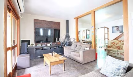 Casa para Venda - 151.36m², 3 dormitórios, sendo 1 suites, 2 vagas - Partenon