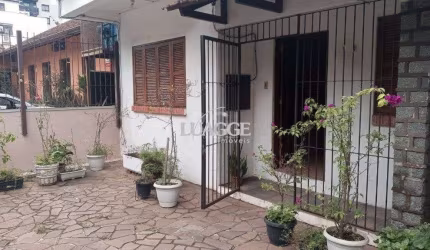 Predio para Venda - 210m², 0 dormitórios, 2 vagas - Petrópolis