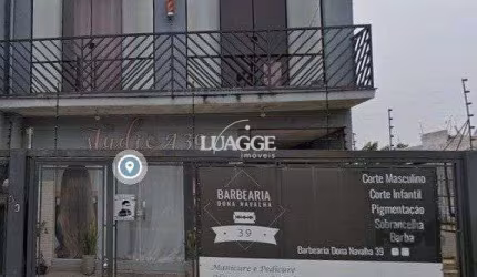 Prédio comercia próximo a Av. Bento Gonçalves.