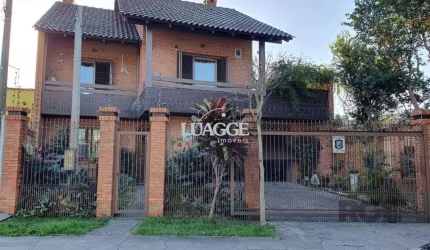 Sobrado em Jardim Floresta