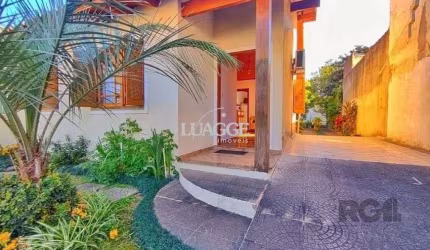 Casa de 3 dormitórios, bairro São Sebastião
