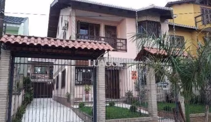 Casa para Venda - 300m², 3 dormitórios, sendo 3 suites, 4 vagas - Espirito Santo