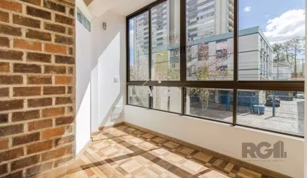 Excelente apartamento de 135m² com 4 suítes e 1 vaga.
