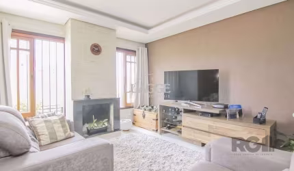 Casa 115m² - 3 dormitórios, 3 vagas no bairro Jardim Leopoldina