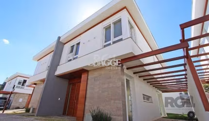 Casa de Condomínio em Teresópolis
