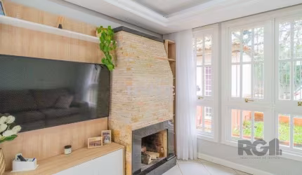 Casa em condomínio de 127m² no bairro Teresópolis
