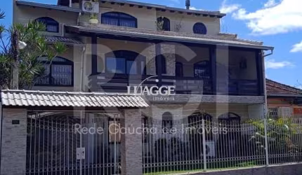 Casa para Venda - 750m², 6 dormitórios, sendo 3 suites, 4 vagas - Partenon