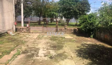 Casa 4 dormitórios no bairro Santa Maria Goretti