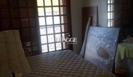 Casa para Venda - 400m², 6 dormitórios, sendo 2 suites, 5 vagas - Santo Antonio