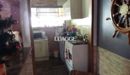 Casa para Venda - 220m², 2 dormitórios, 5 vagas - Teresópolis