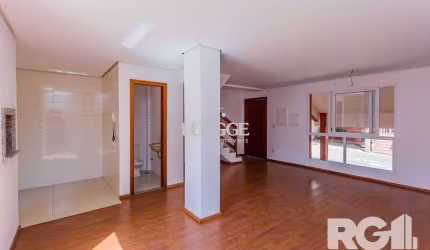 Casa de Condomínio em Jardim Floresta
