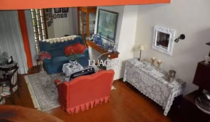Casa para Venda - 290m², 3 dormitórios, sendo 1 suites, 3 vagas - Nonoai