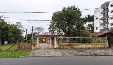 Casa para Venda - 231.72m², 4 dormitórios, sendo 1 suites, 3 vagas - Tristeza