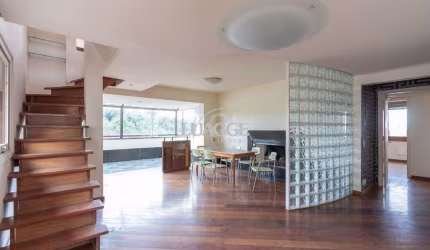 Cobertura para Venda - 302m², 4 dormitórios, sendo 1 suites, 3 vagas - Menino Deus