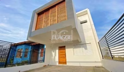 Casa para Venda - 217m², 3 dormitórios, sendo 1 suites, 2 vagas - Hípica