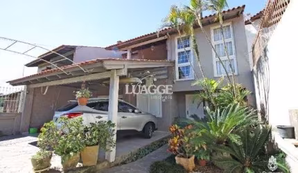 Casa para Venda - 219.05m², 3 dormitórios, sendo 1 suites, 2 vagas - Bahamas