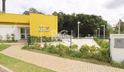 Casa Condominio em Porto Alegre, no bairro Campo Novo, com 4 dormitório(s), à venda.