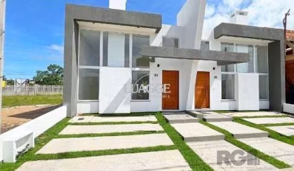 Casa Condominio em Porto Alegre, no bairro Hípica, com 3 dormitório(s), e 3 banheiros, à venda.
