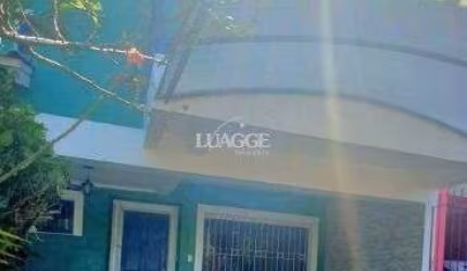 Casa em Porto Alegre, no bairro Hípica, com 3 dormitório(s), e 3 banheiros, à venda.