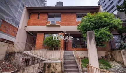 Casa Com 3 dormitórios Para Comprar ,  300 m² - Rio Branco - Porto Alegre/RS